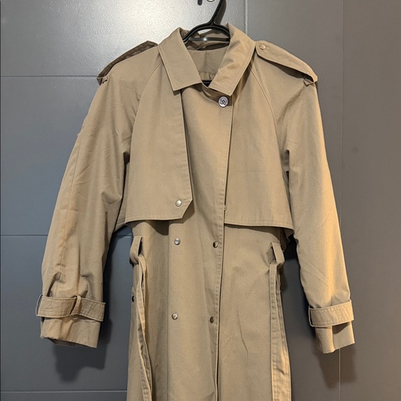 Jackets & Blazers - Classic Tan Trench Coat